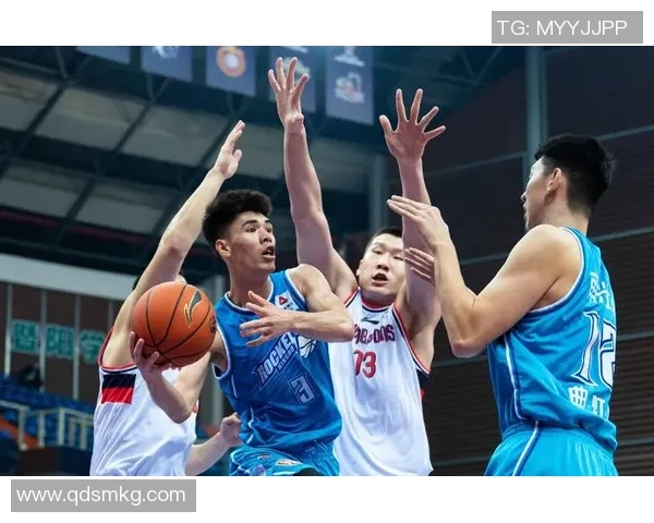 武汉篮球队个人能力提升探讨与热议分析